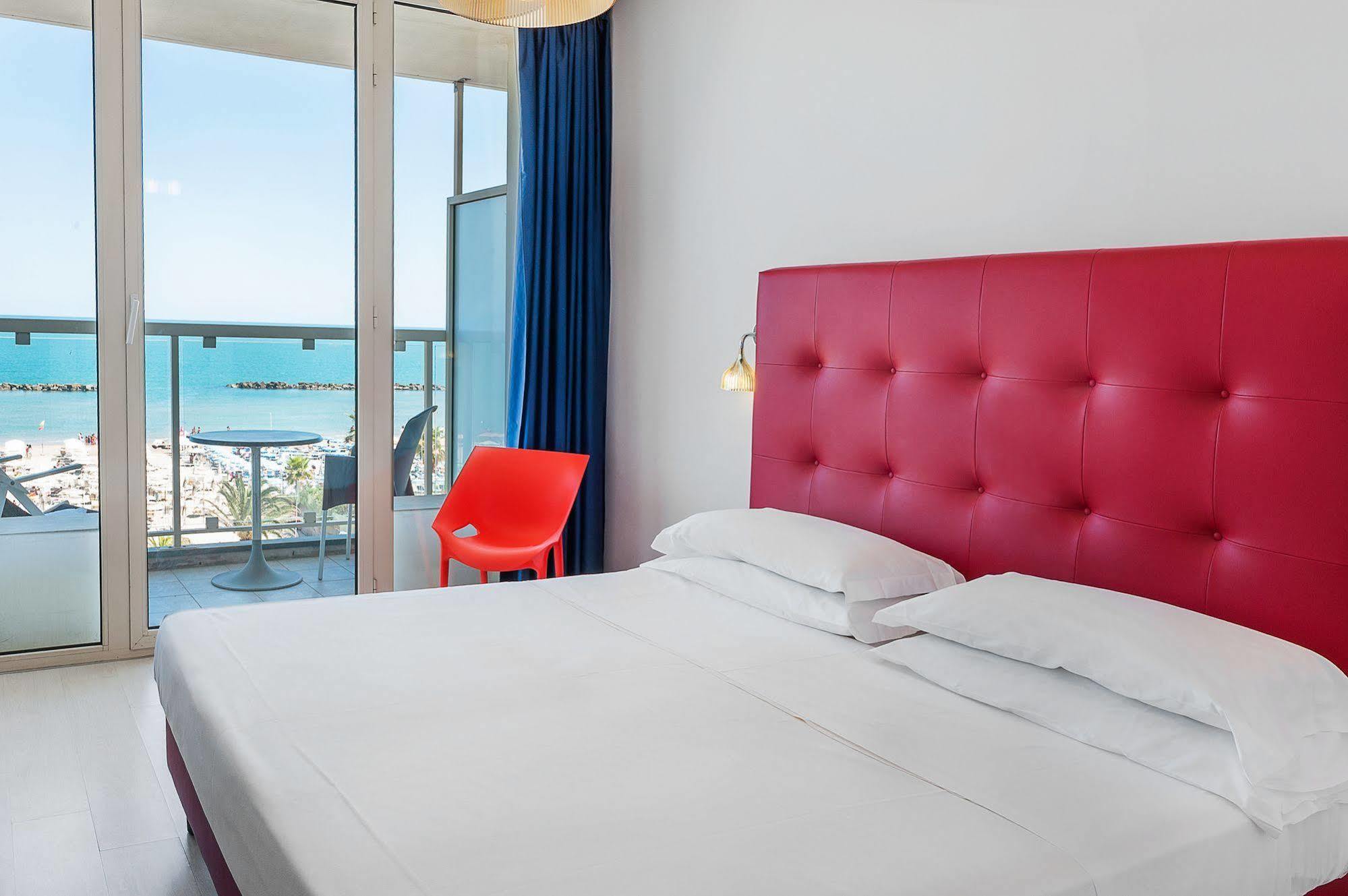 Hotel Villa Corallo San Benedetto del Tronto Exterior photo