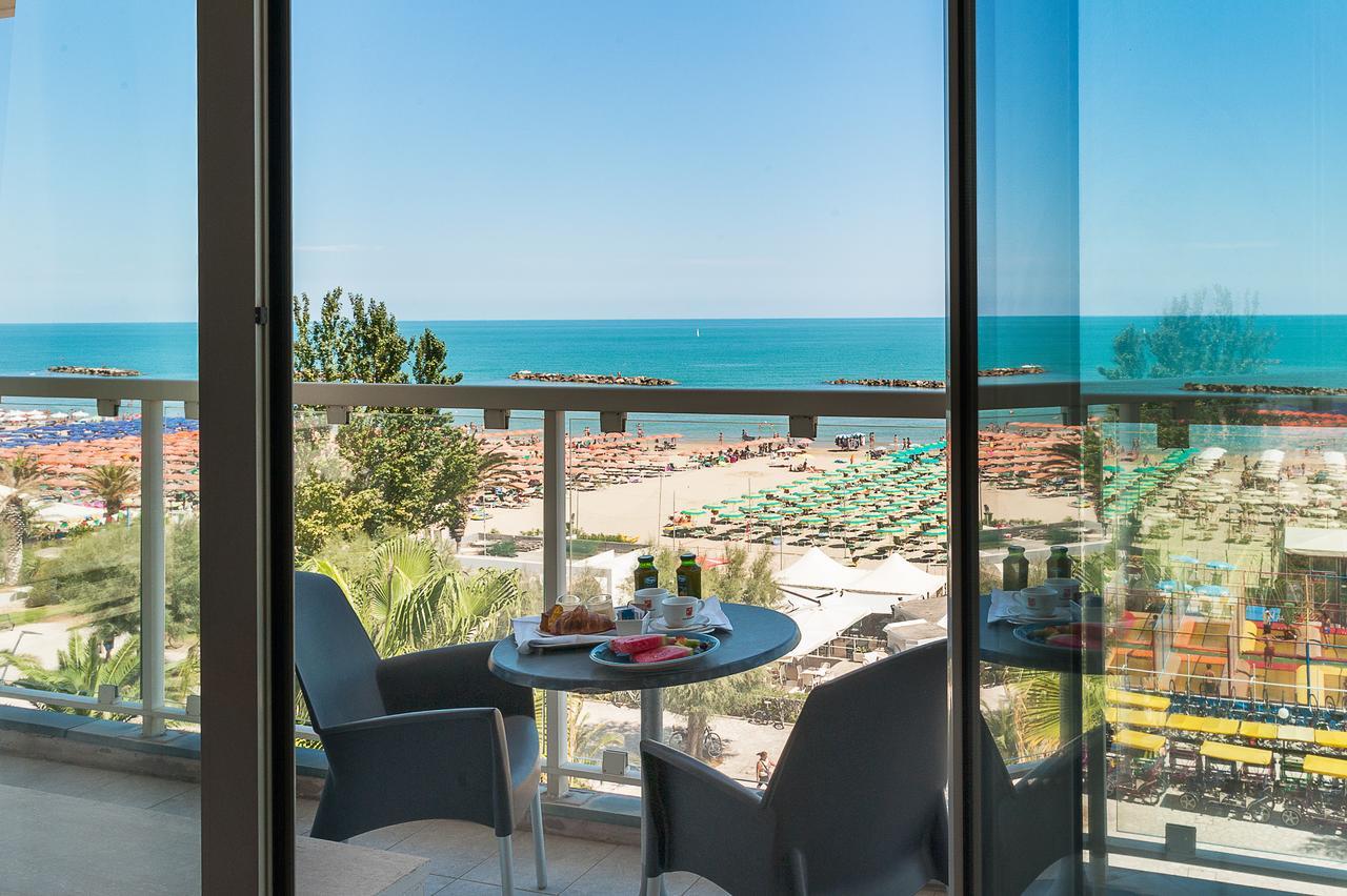 Hotel Villa Corallo San Benedetto del Tronto Exterior photo