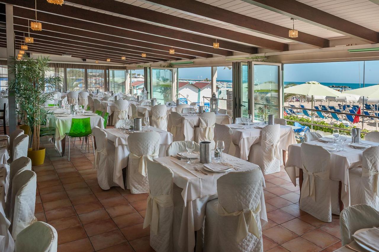 Hotel Villa Corallo San Benedetto del Tronto Exterior photo