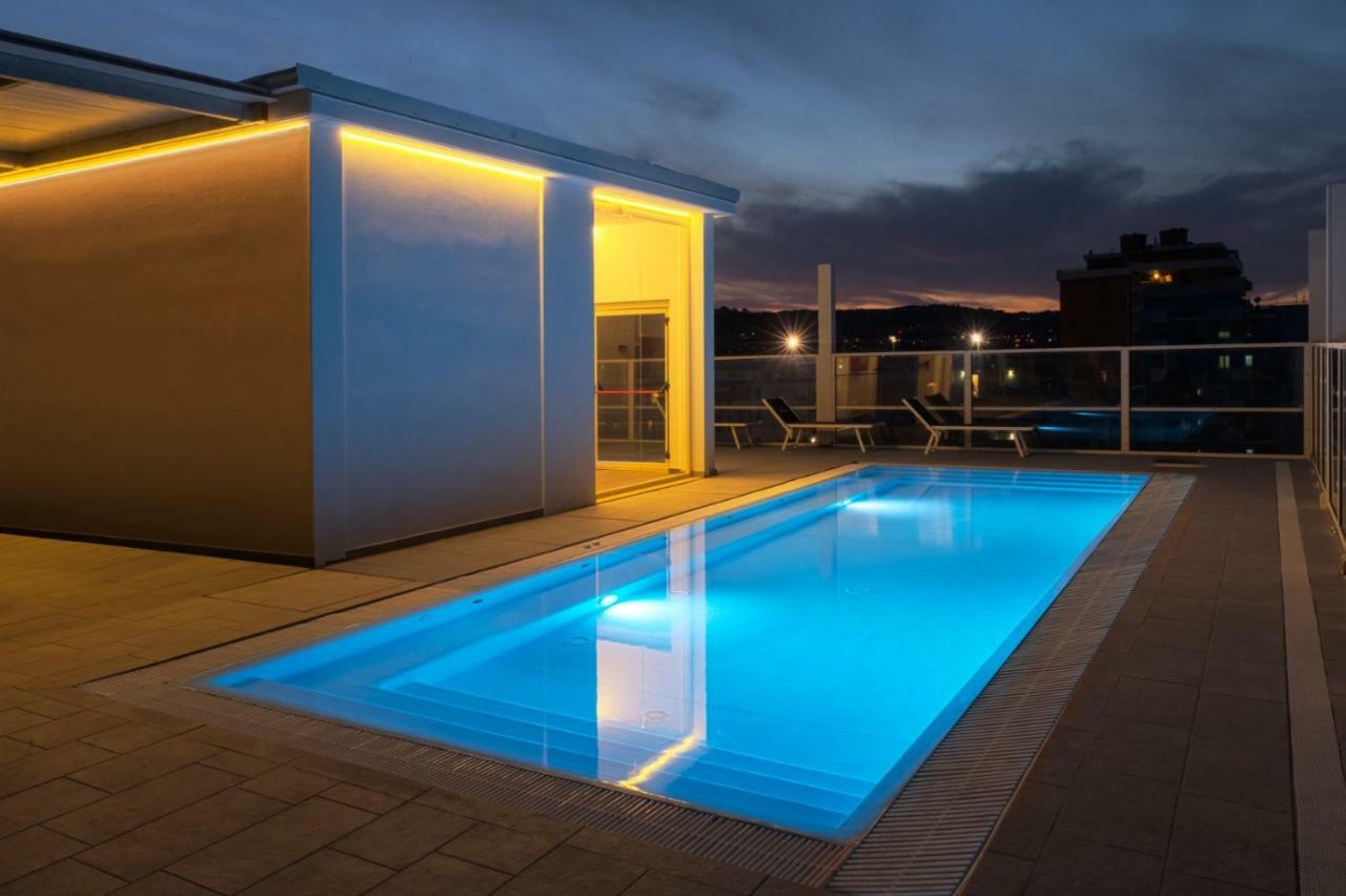 Hotel Villa Corallo San Benedetto del Tronto Exterior photo